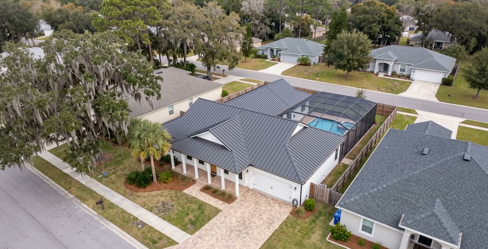 Frame 1 from the sample 123 Leny Lane listing film